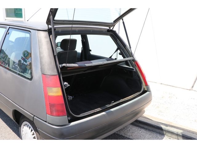 RENAULT CINQ(5) 1992 Image 31