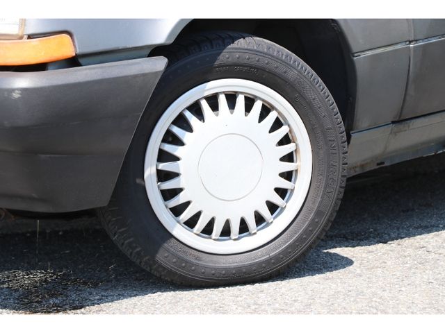 RENAULT CINQ(5) 1992 Image 31