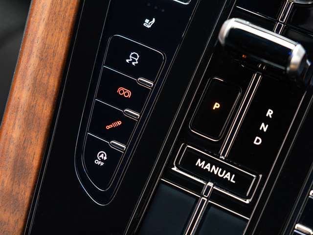 ASTON MARTIN ASTON MARTIN 2024 Image 31