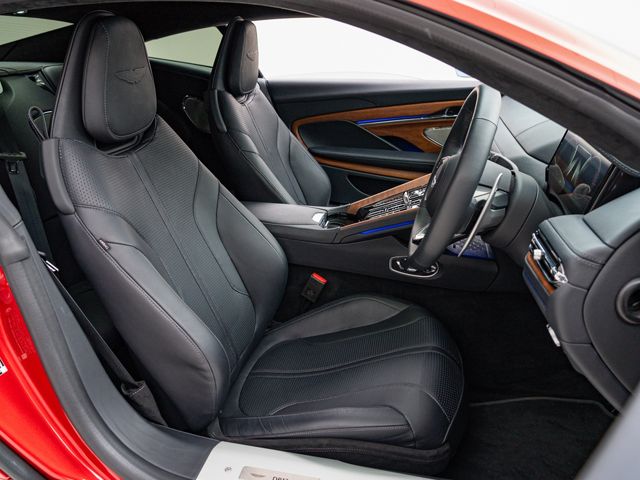 ASTON MARTIN ASTON MARTIN 2024 Image 31