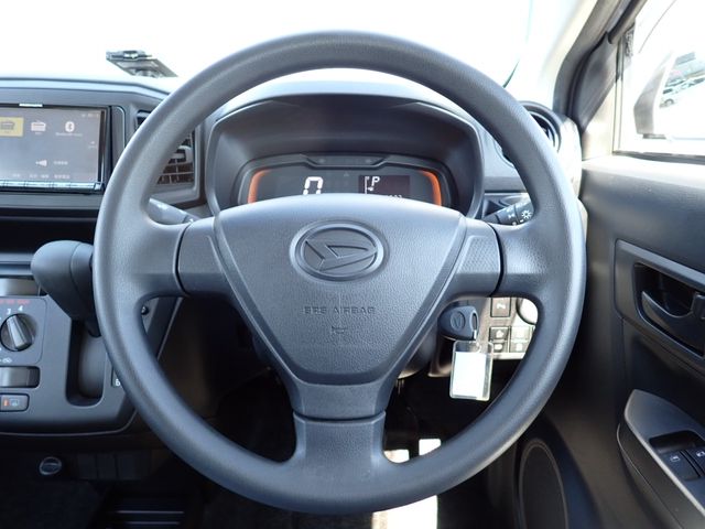 DAIHATSU MIRA E:S 2018 Image 31