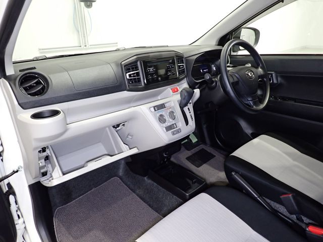 DAIHATSU MIRA E:S 2017 Image 31