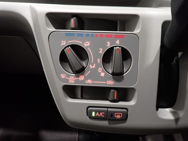 DAIHATSU MIRA E:S 2017 Image 31