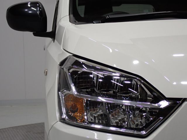 DAIHATSU MIRA E:S 2017 Image 31
