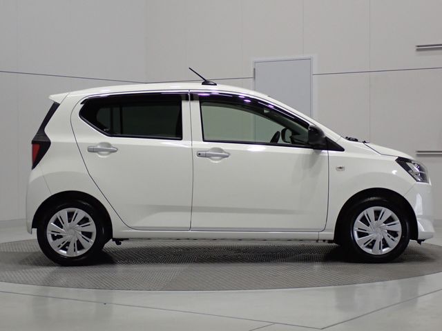 DAIHATSU MIRA E:S 2017 Image 31