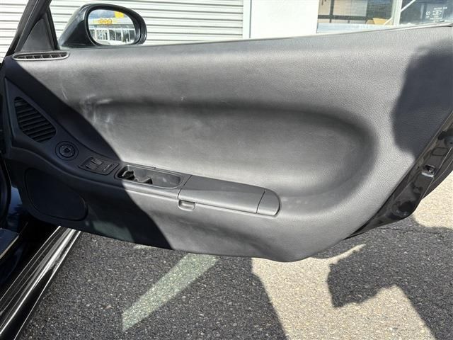 MAZDA RX-7 2002 Image 31