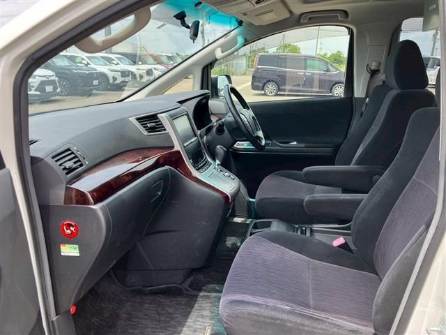 TOYOTA VELLFIRE 2012 Image 31