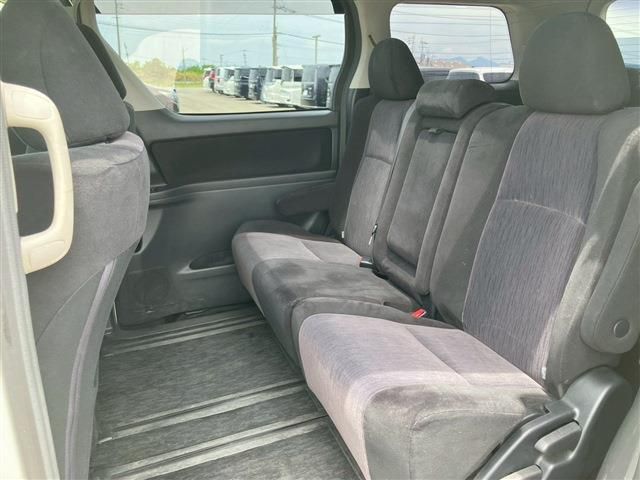 TOYOTA VELLFIRE 2012 Image 31