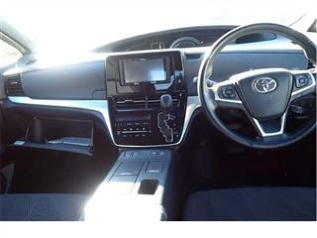 TOYOTA ESTIMA HYBRID 4WD 2017 Image 31