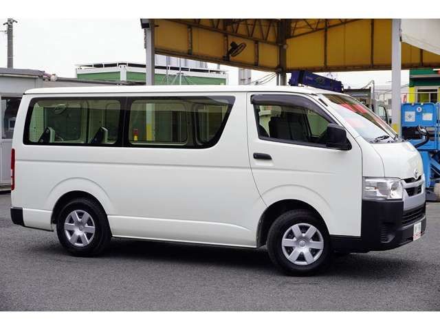 TOYOTA HIACE VAN 1.25T 2WD 2020 Image 31
