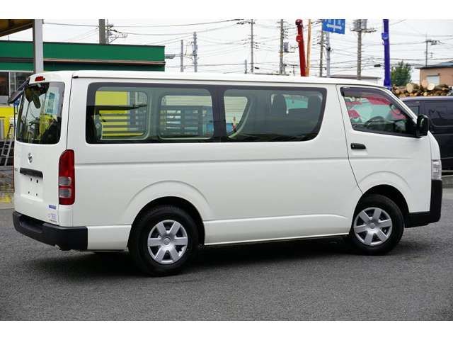 TOYOTA HIACE VAN 1.25T 2WD 2020 Image 31