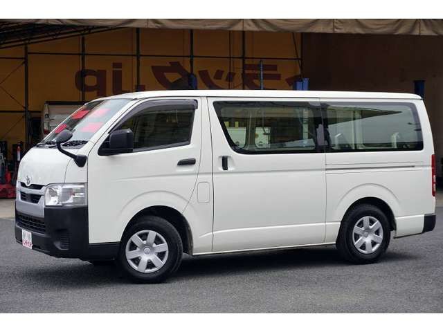 TOYOTA HIACE VAN 1.25T 2WD 2020 Image 31