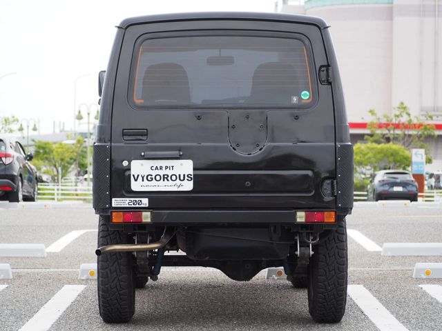 SUZUKI JIMNY VAN 4WD 1993 Image 31