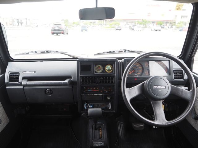 SUZUKI JIMNY VAN 4WD 1993 Image 31