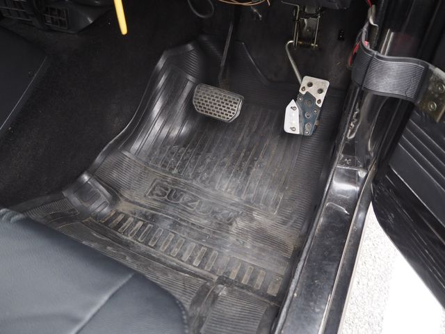 SUZUKI JIMNY VAN 4WD 1993 Image 31