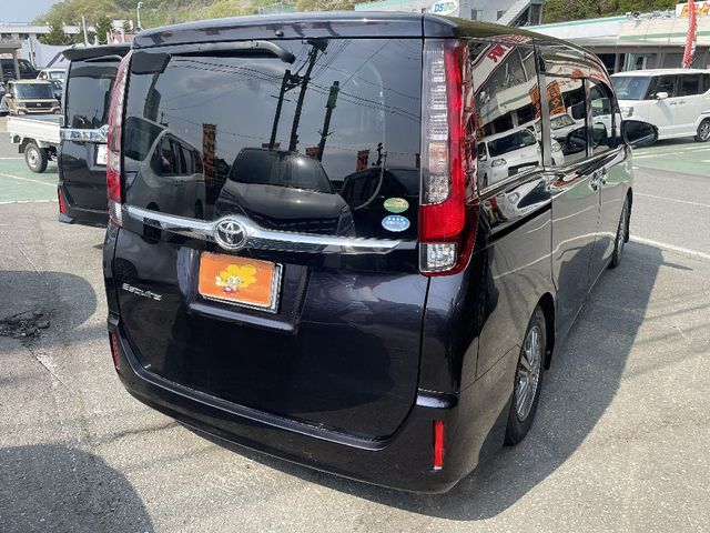 TOYOTA ESQUIRE 2015 Image 31