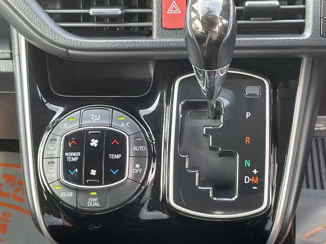 TOYOTA ESQUIRE 2015 Image 31