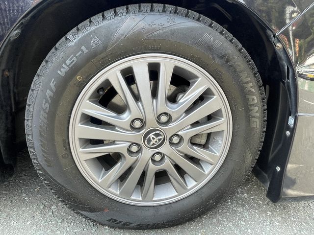 TOYOTA ESQUIRE 2015 Image 31