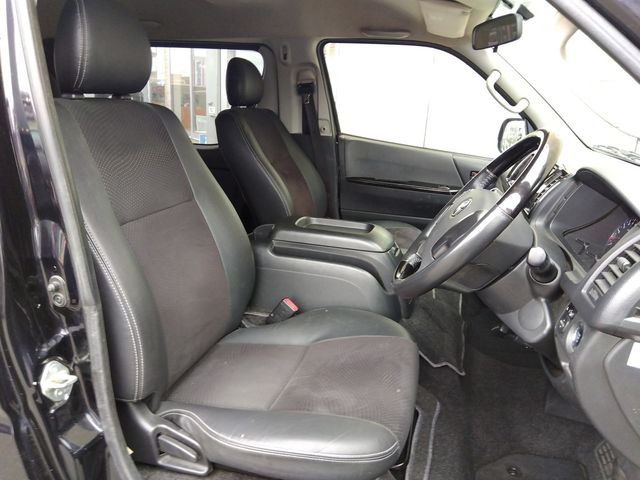 TOYOTA HIACE VAN 4WD 2016 Image 31