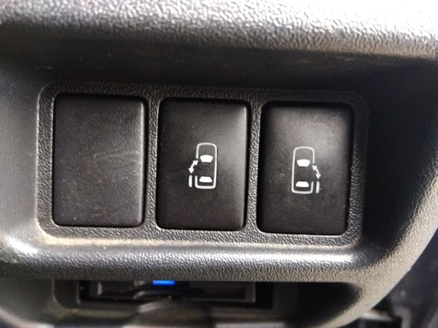 TOYOTA HIACE VAN 4WD 2016 Image 31