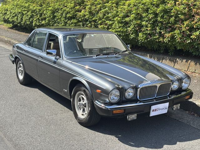 DAIMLER  1993 Image 31