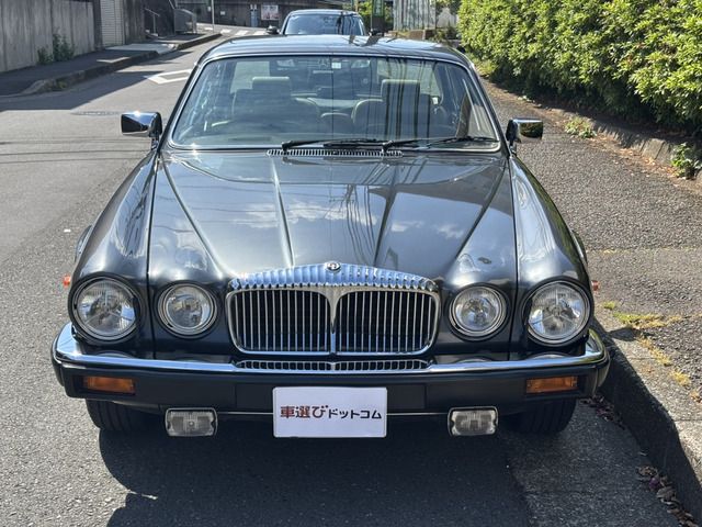 DAIMLER  1993 Image 31