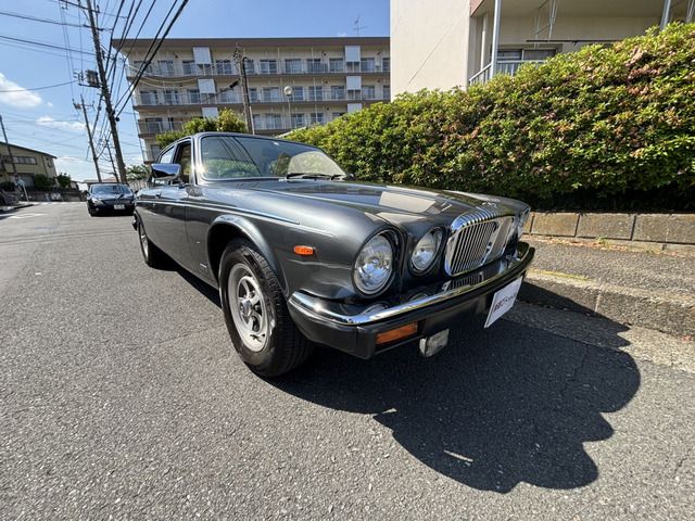 DAIMLER  1993 Image 31