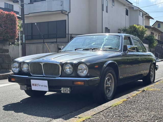 DAIMLER  1993 Image 31