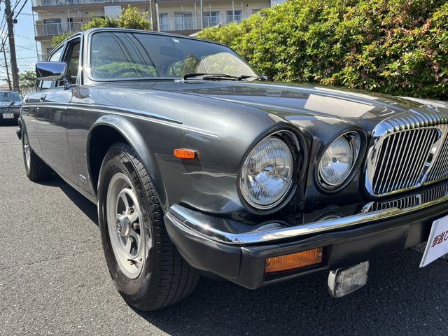 DAIMLER  1993 Image 31