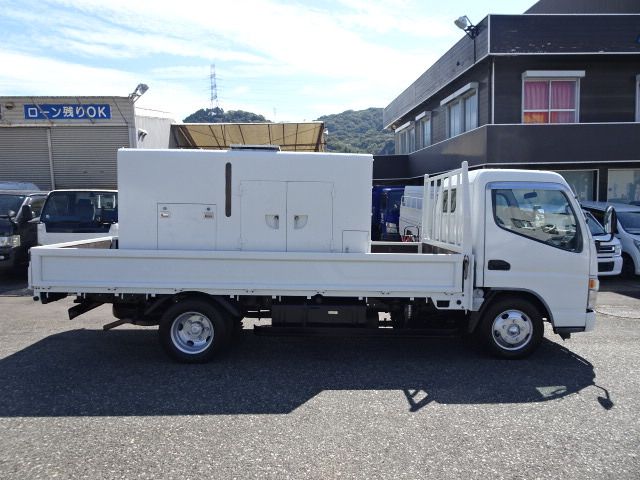 MITSUBISHI  2004 Image 31