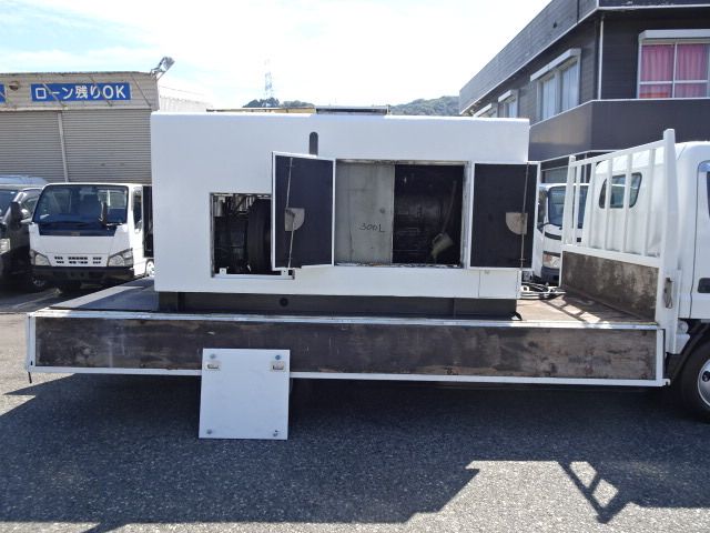 MITSUBISHI  2004 Image 31