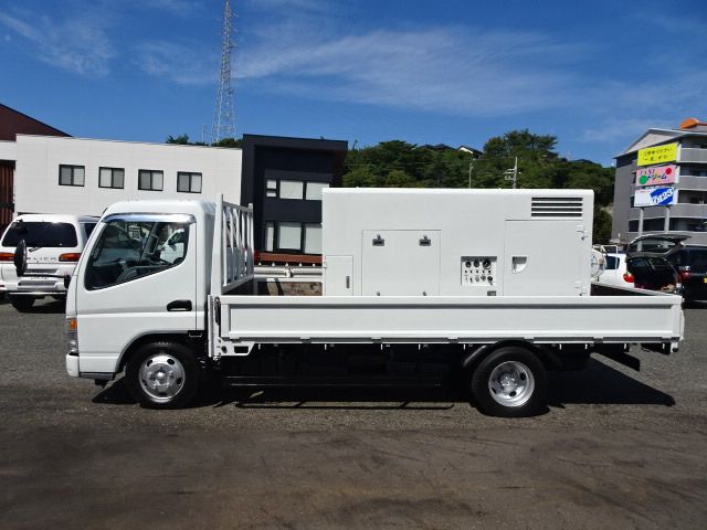 MITSUBISHI  2004 Image 31