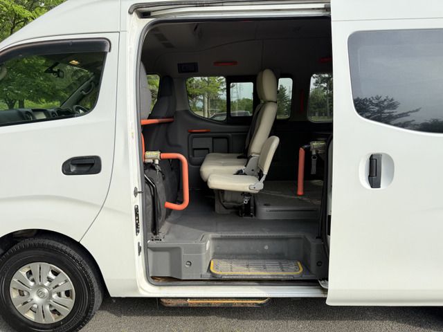 NISSAN NV350 CARAVAN 4WD 2014 Image 31