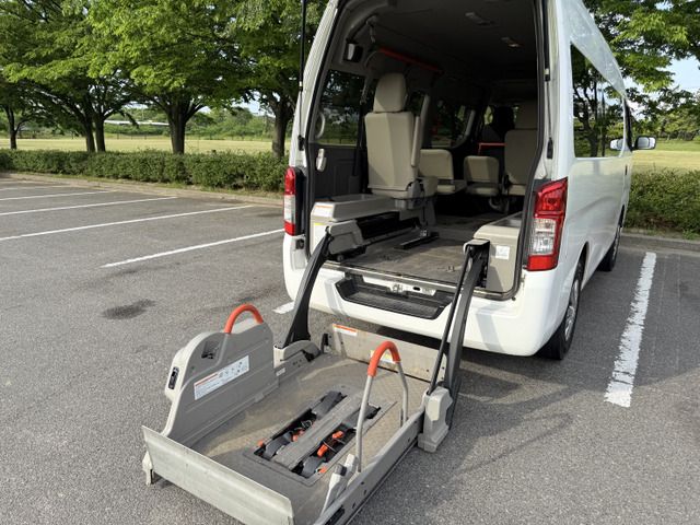 NISSAN NV350 CARAVAN 4WD 2014 Image 31