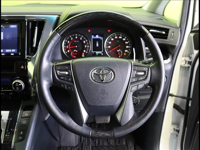 TOYOTA ALPHARD 2019 Image 31