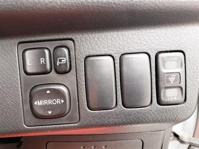 DAIHATSU MIRA GINO 2005 Image 31