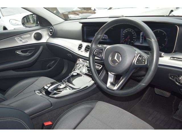 MERCEDES BENZ E CLAS 2016 Image 31