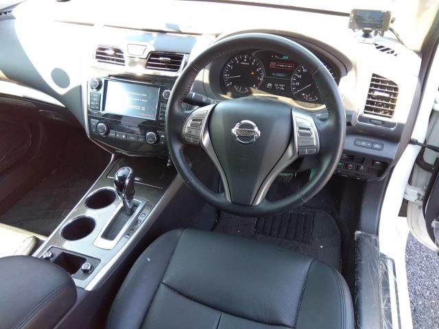 NISSAN TEANA 2018 Image 31