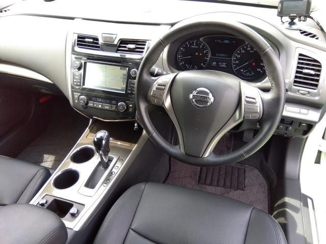 NISSAN TEANA 2018 Image 31