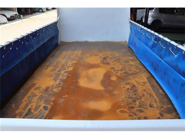 HINO DUTRO 2018 Image 31