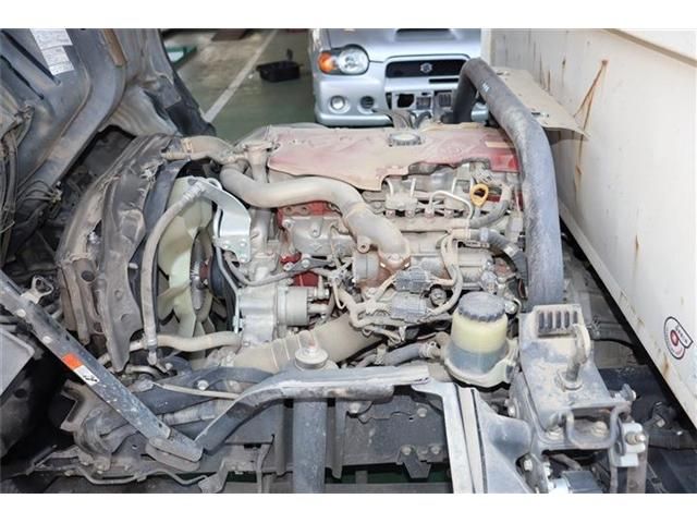 HINO DUTRO 2018 Image 31