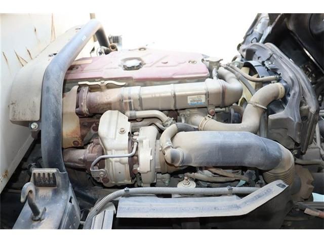 HINO DUTRO 2018 Image 31