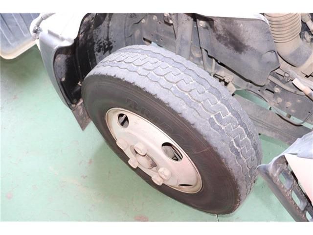 HINO DUTRO 2018 Image 31