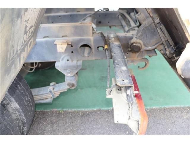 HINO DUTRO 2018 Image 31