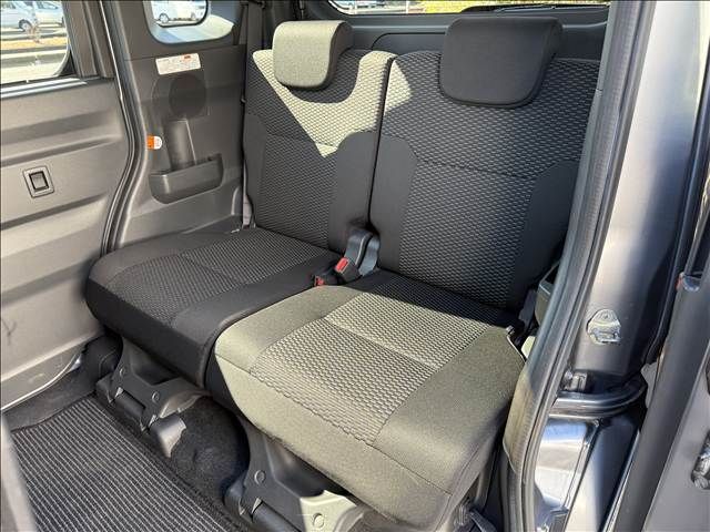 DAIHATSU WAKE 2015 Image 31