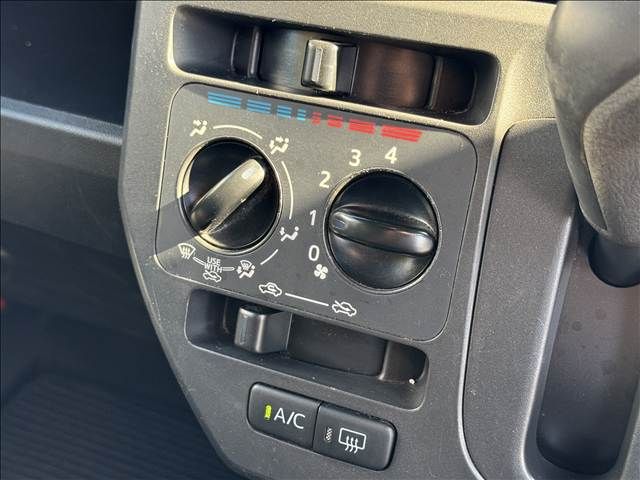 DAIHATSU WAKE 2015 Image 31