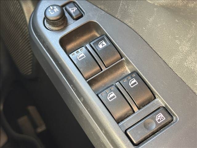 DAIHATSU WAKE 2015 Image 31