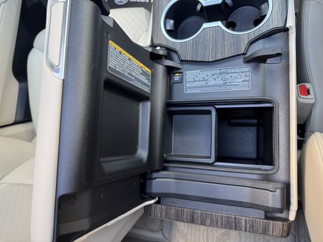 TOYOTA LANDCRUISER WAGON 2023 Image 31