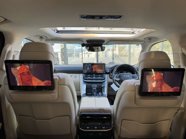 TOYOTA LANDCRUISER WAGON 2023 Image 31