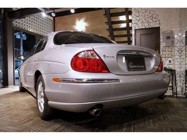 JAGUAR S TYPE 2003 Image 31